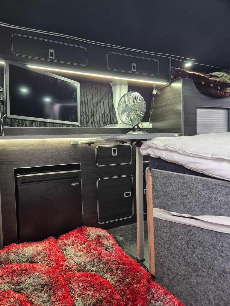 Ford, TRANSIT CUSTOM, Panel Van, 2017, Manual, 1996 (cc)