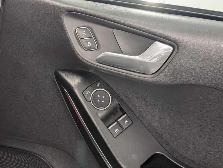  Ford Fiesta 1.0T EcoBoost ST-Line Euro 6 (s/s) 5dr Petrol Manual