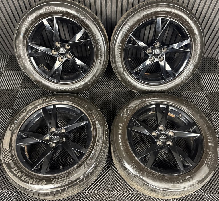 17'' GENUINE AUDI Q3 5 Y SPOKE BLACK TIGUAN ALLOY WHEELS TYRES ALLOYS
