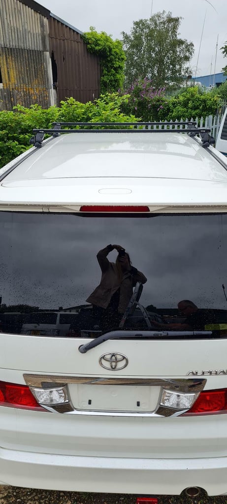 TOYOTA ALPHARD ROOF RACK TO FIT 2002 - 2008 MODEL IN STOCK