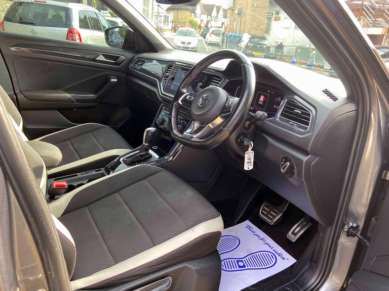 2019 Volkswagen T-Roc 1.5 TSI EVO SEL DSG Euro 6 (s/s) 5dr HATCHBACK Petrol Automatic
