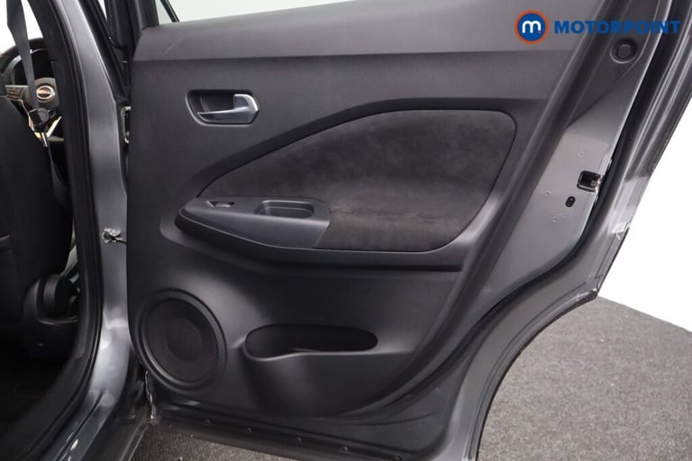 2023 Nissan Juke 1.6 Hybrid Tekna-Plus 5dr Auto SUV Hybrid Automatic