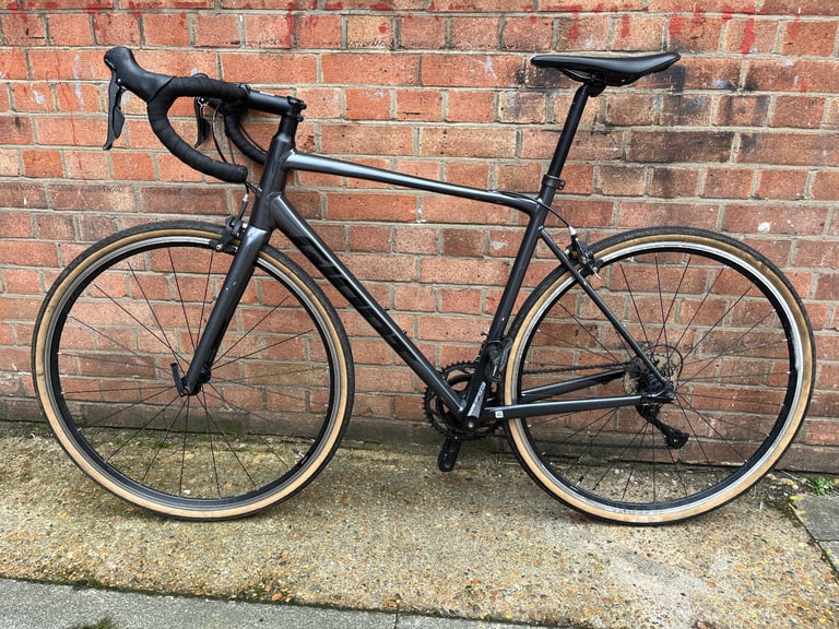 2024 Giant Contend 1 Road Bike