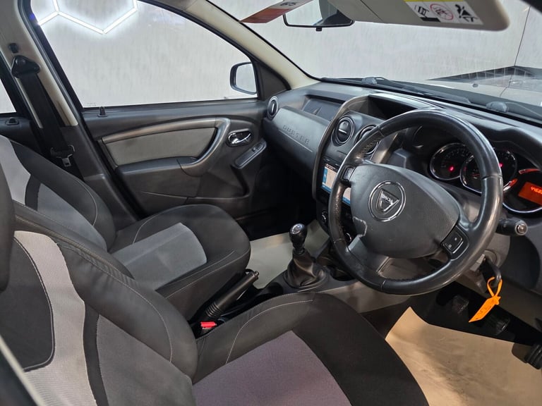 2017 Dacia Duster LAUREATE DCI Hatchback Diesel Manual