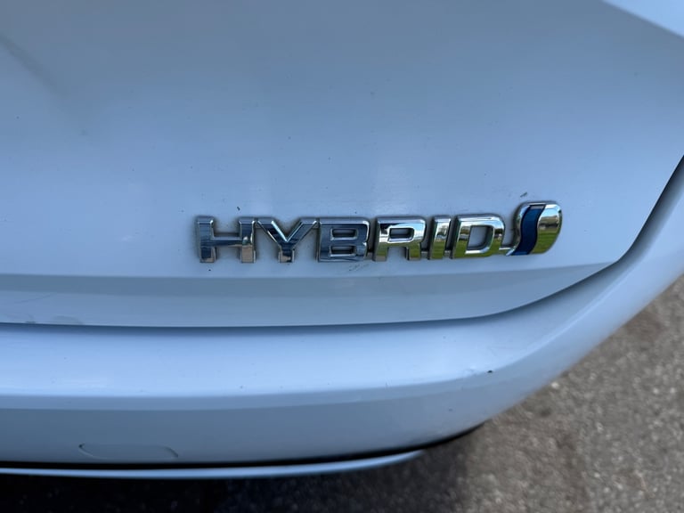 2022 Toyota Corolla 1.8 VVT-i Hybrid Icon 5dr CVT ESTATE Petrol/Electric Hybrid Automatic
