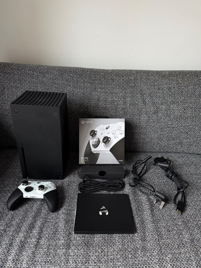 image for Xbox Series X Bundle With Elite Controller