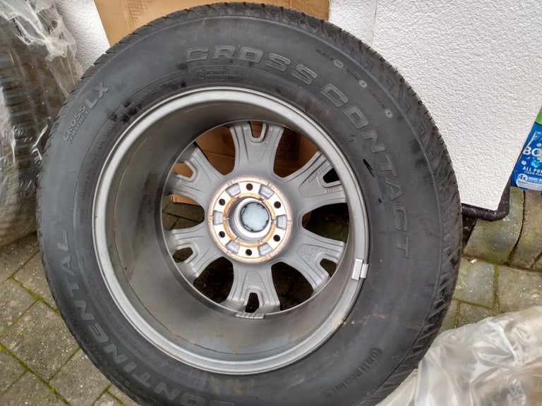 Ford Ranger Wildtrak 18” Alloy Wheels & Tyres Removed From Brand New Vehicle