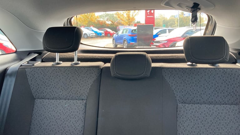 2022 Vauxhall Crossland 1.2 Design 5dr Petrol Hatchback Hatchback Petrol Manual