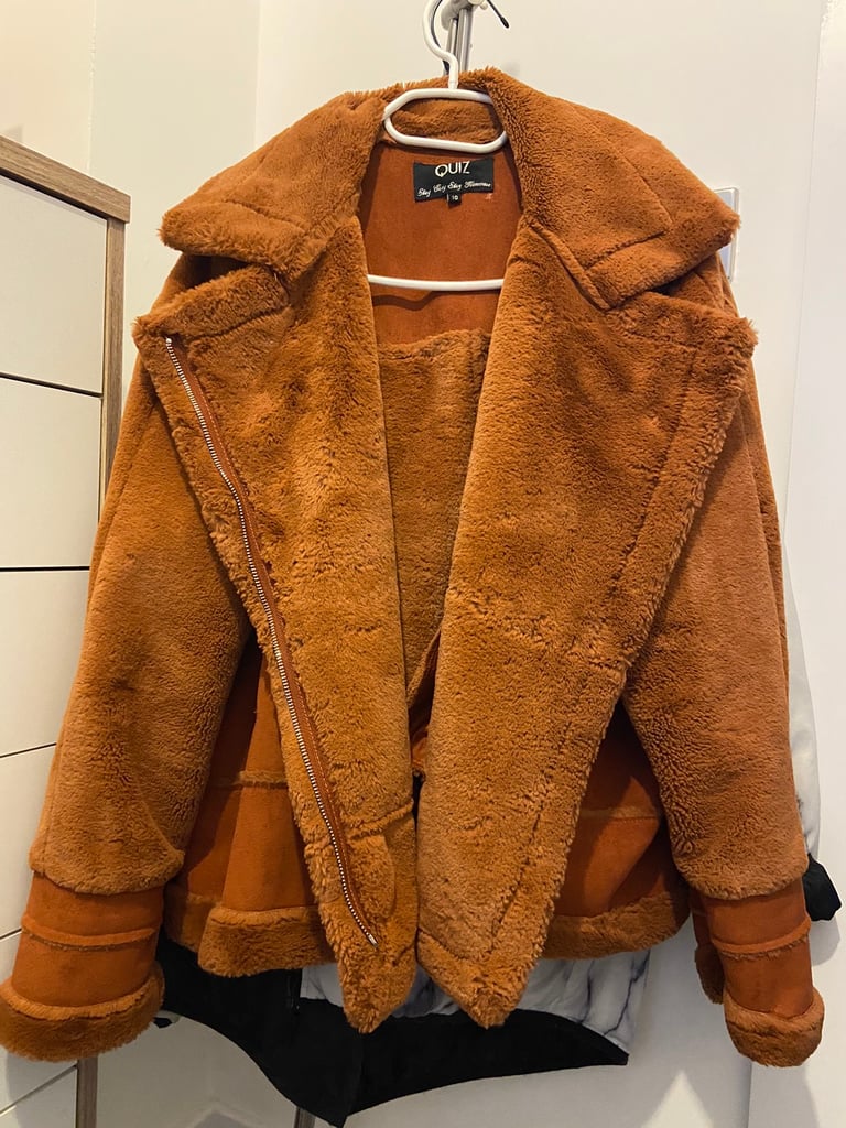 Ladies coat 