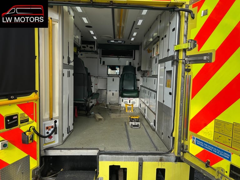 MERCEDES BENZ SPRINTER 519 CDI DIRECT EX AMBULANCE SERIVICS 2017 17 REG EURO 6