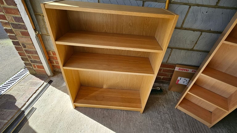 image for Nice shelve cabinet