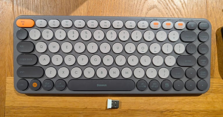 image for Wireless Keyboard & Mouse & Sleeve