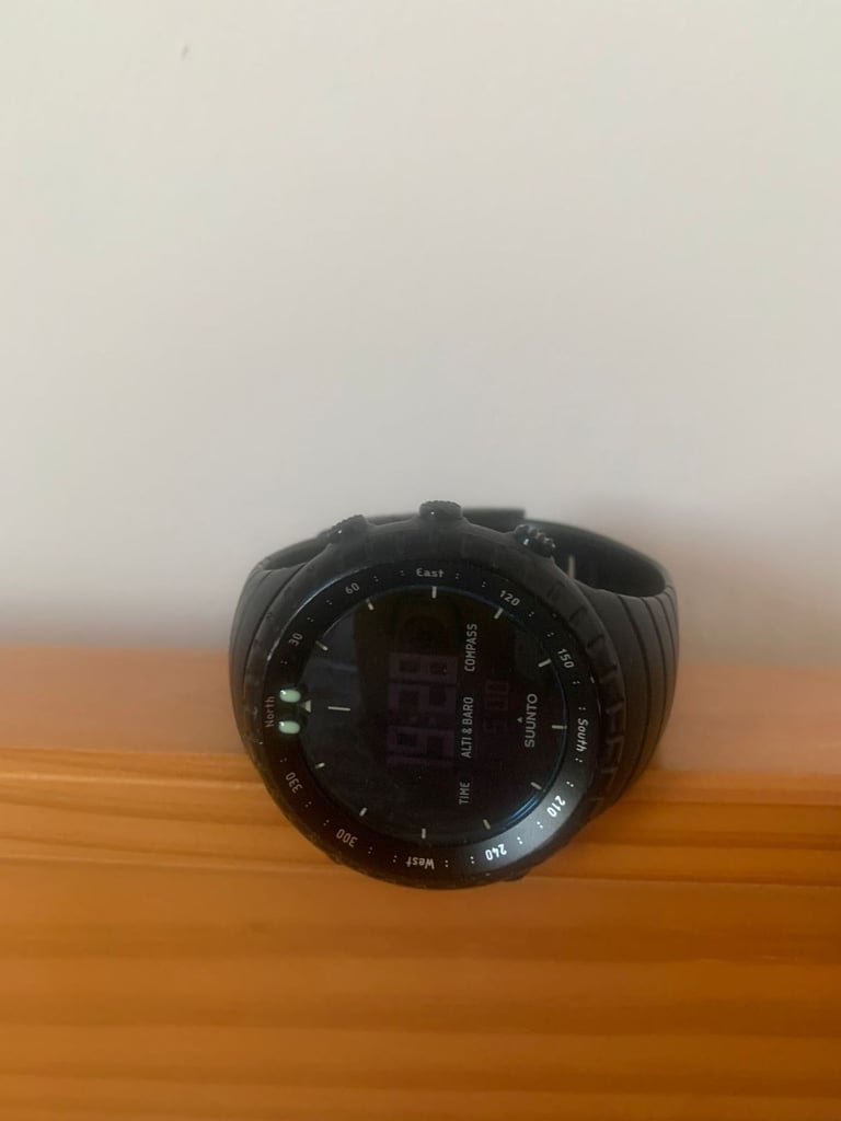 Men's Suunto Core Watch /Hardly Worn 