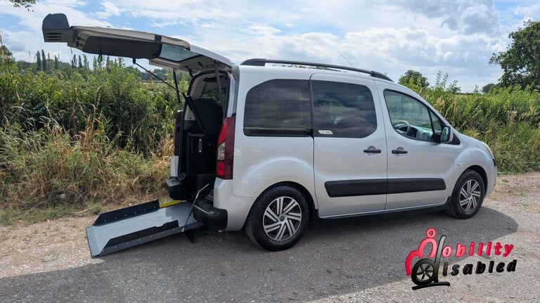 CITROEN BERLINGO 1.6 e-HDi XTR Driver Transfer &amp;/or Up Front Wheelchair Access
