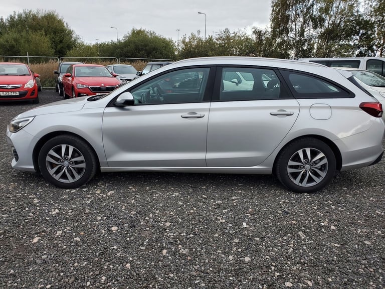HYUNDAI I30 1.6 CRDi SE Nav 2020