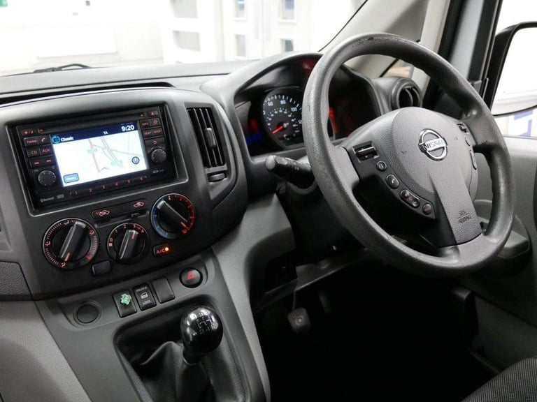 2017 NISSAN NV200 1.5 DCI 90 BHP TEKNA EDITION 6 DOOR ( AIR CON + SAT NAV )
