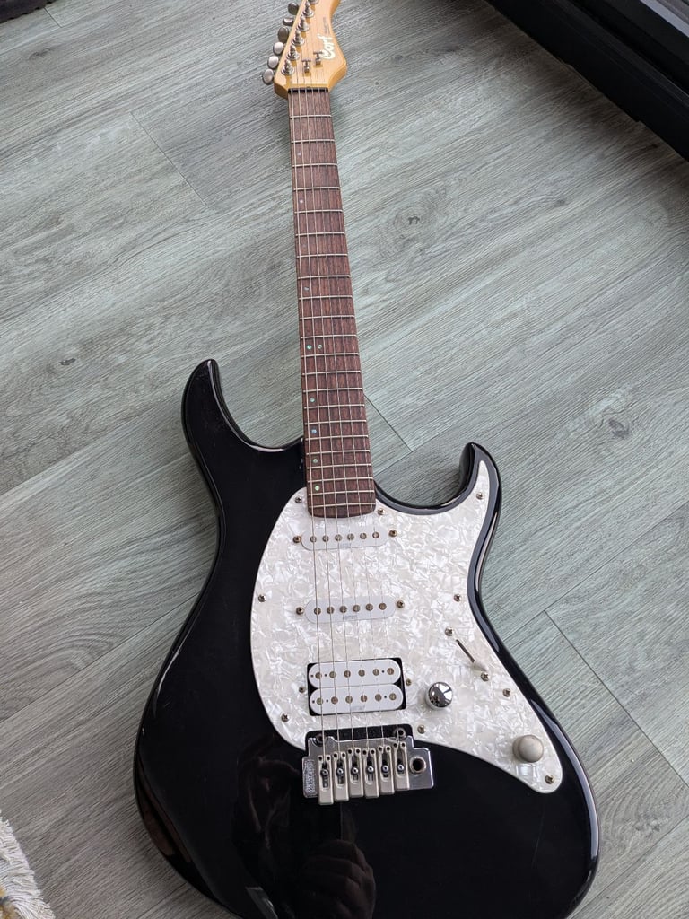 image for Cort G252 Electric guitar with Mitey Mite pickups 