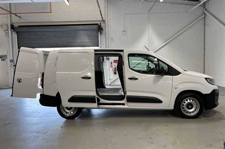 2024 Vauxhall Combo 1.5 Turbo D 2300 Prime XL Panel Van 6dr Diesel Manual LWB Euro 6 (s/s) (100 P...