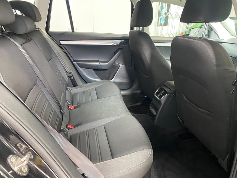 2018 Skoda Octavia 1.6 TDI SE Technology Euro 6 (s/s) 5dr ESTATE Diesel Manual