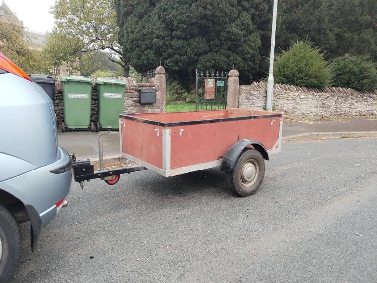 BOX CAMPING TIP RUN TRAILER TOWING TOW 5FT X 3FT