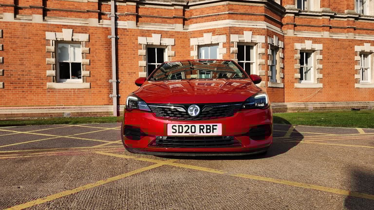 Vauxhall Astra Elite Nav, 1.2 Petrol Manual | 12 Months MOT