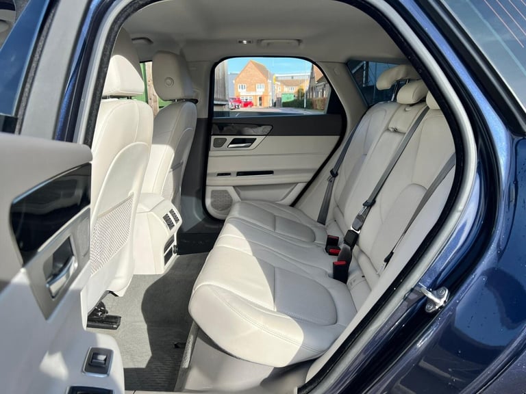 2018 Jaguar XF 2.0d Prestige Sportbrake Auto Euro 6 (s/s) 5dr ESTATE Diesel Automatic