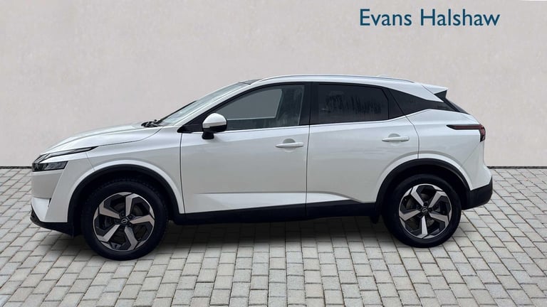 2022 Nissan Qashqai 1.3 DiG-T MH 158 N-Connecta 5dr Xtronic Hatchback Petrol Automatic
