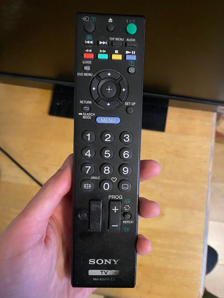 TV with built-in DVD player