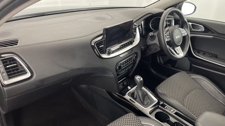 2022 Kia XCeed 1.5 T-GDi ISG 3 HATCHBACK Petrol Manual