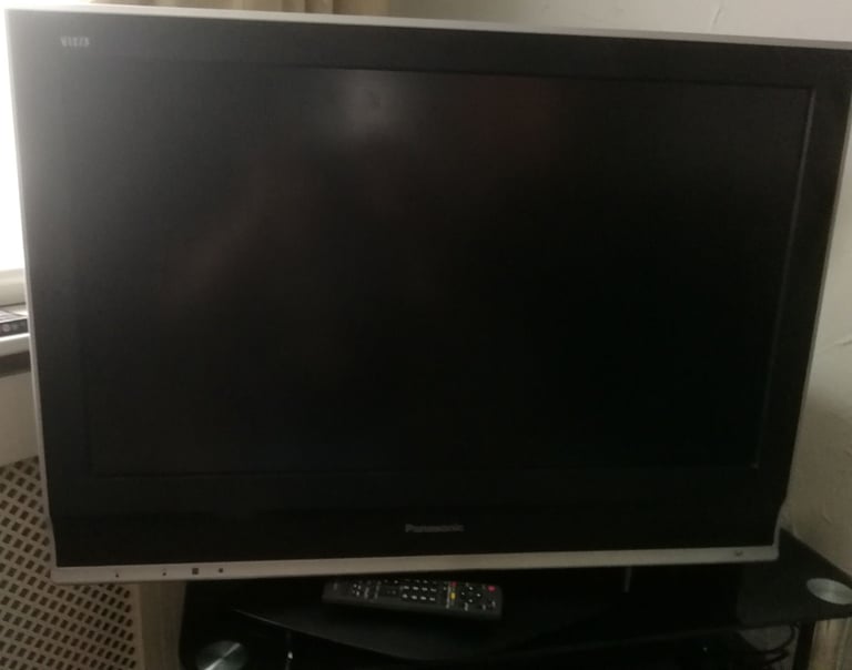image for 32 Inch Panasonic LCD TV With Remote TX-32LXD70