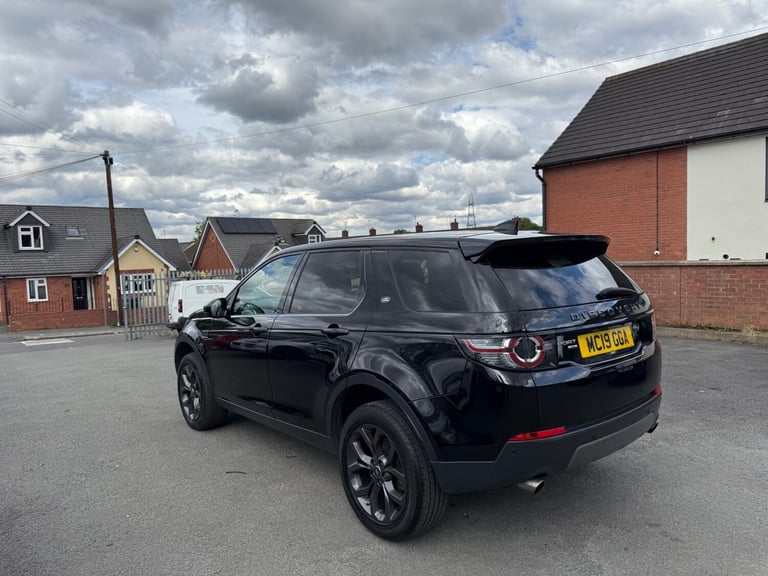 2019 Land Rover Discovery Sport 2.0 TD4 180 Landmark 5dr Auto ESTATE Diesel Automatic