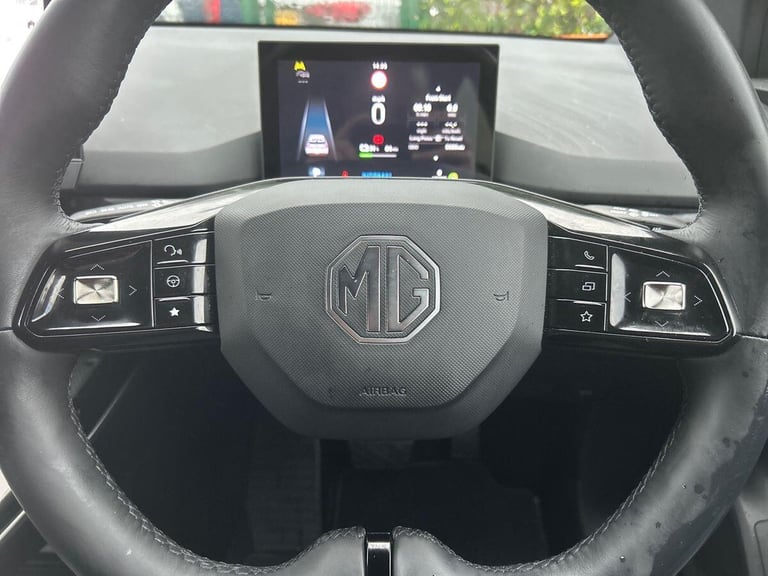 2024 MG MG4 64kWh Trophy Long Range Hatchback 5dr Electric Auto (203 ps) Hatchback ELECTRIC Autom...