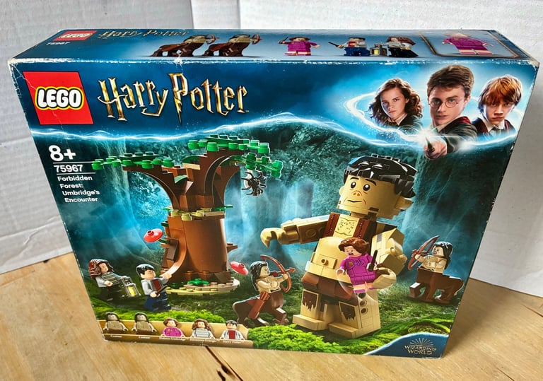 Retired LEGO 75967 – Forbidden Forest: Umbridge’s Encounter – Damaged Box – Set Unopened