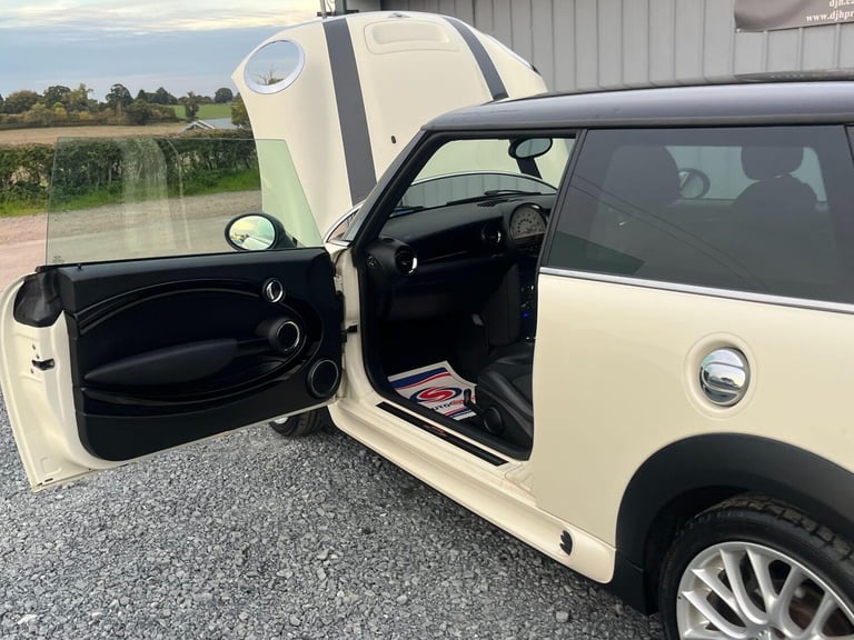 2013 MINI Hatch COOPER S JCW PACK HATCHBACK Petrol Manual