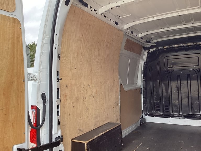 2024 Nissan Interstar dCi 35 Tekna F35 MWB M/R A/C Euro 6 MWB Panel Van Diesel Manual