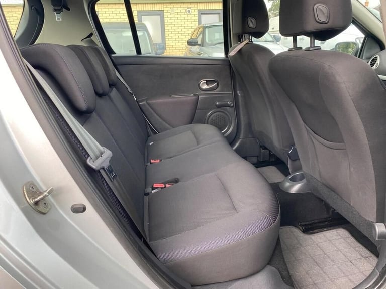 2008 Renault Clio 1.2 TCe 16v Dynamique Hatchback 5dr Petrol Manual (139 g/km, 100 bhp) Hatchback...