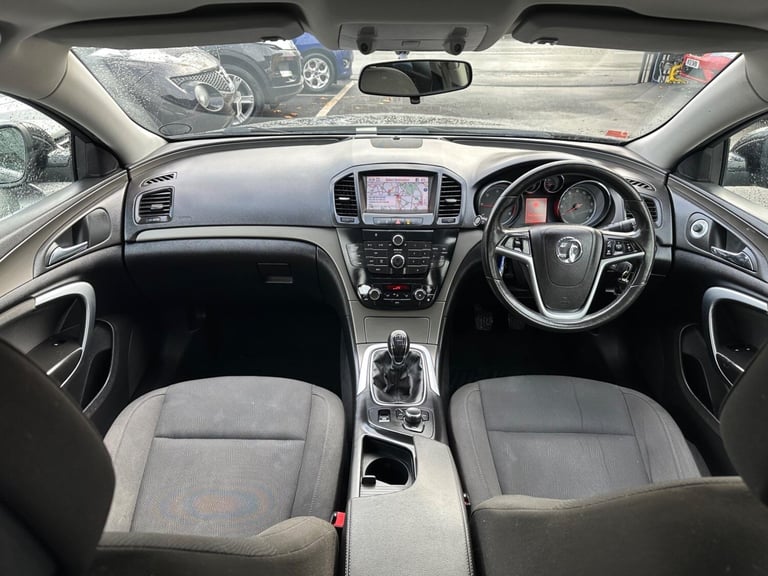 2010 Vauxhall Insignia 2.0 CDTi ecoFLEX Exclusiv Nav Sports Tourer Euro 5 5dr ESTATE Diesel Manual
