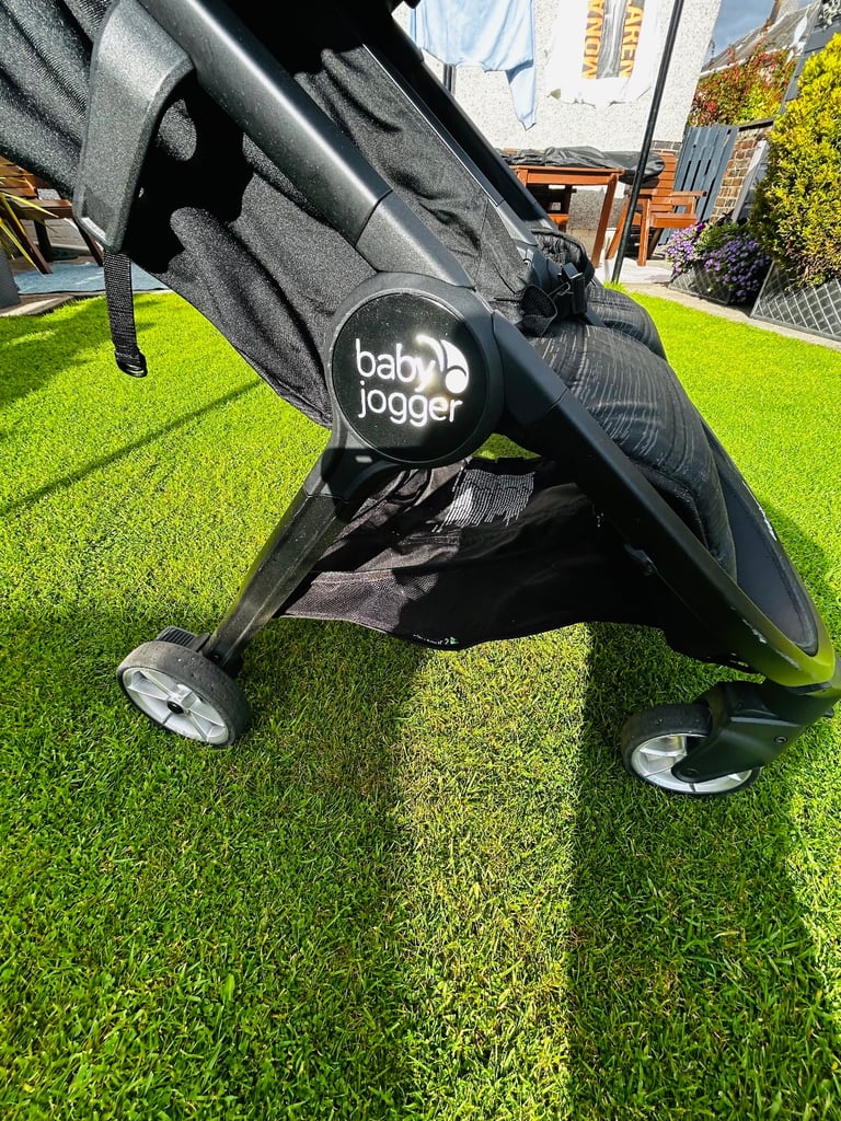 Baby Jogger - City Tour 2 Double - Pitch Black 