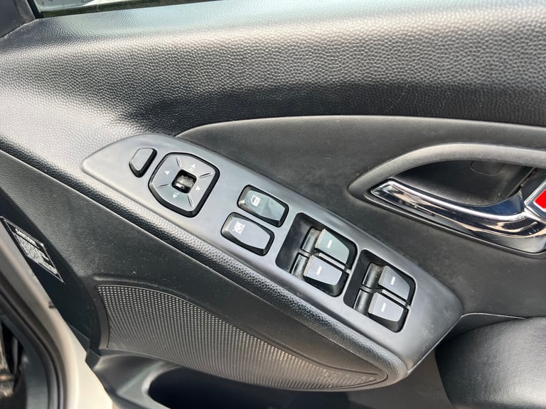 2011 Hyundai Ix35 1.7 CRDi Premium 5dr 2WD ESTATE Diesel Manual