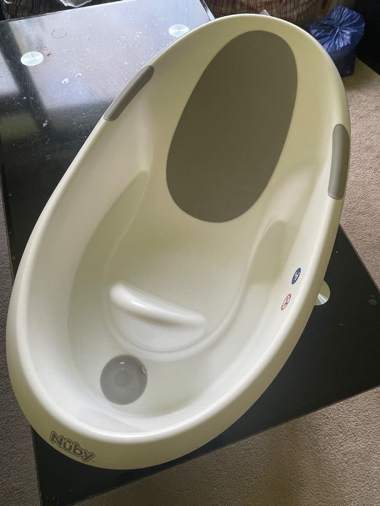 image for Nuby bath tub
