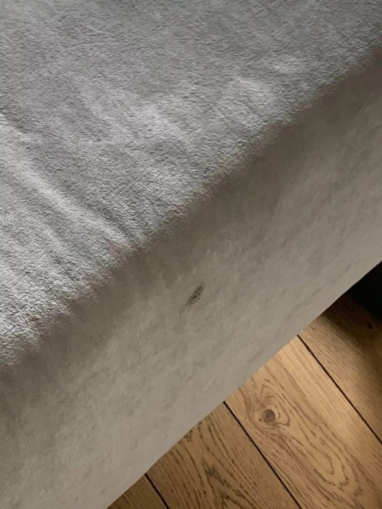 Bench in Velvet Grey