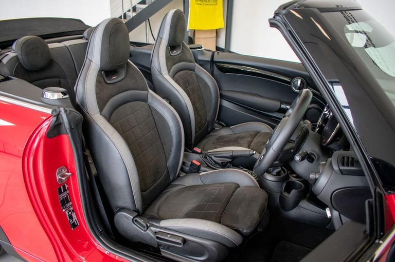 2021 71 MINI CONVERTIBLE 2.0 JOHN COOPER WORKS CONVERTIBLE 2DR PETROL MANUAL EUR
