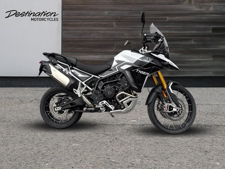 image for 2025 Triumph Tiger 900 RALLY PRO STANDARD TWIN COLOUR Petrol white 6 Speed