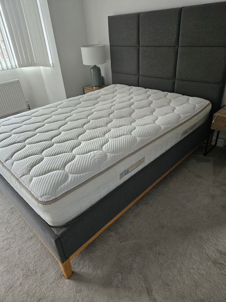 Bedframe 