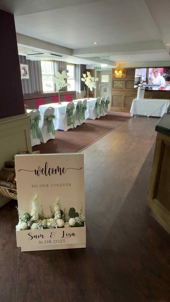 💍 Personalised Wedding Welcome A-Board Sign