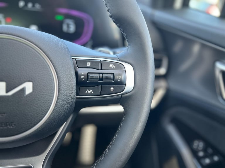 2025 Kia Sportage 1.6 T-GDi 13.8kWh GT-Line SUV 5dr Petrol Plug-in Hybrid Auto AWD Euro 6 (s/ EST...