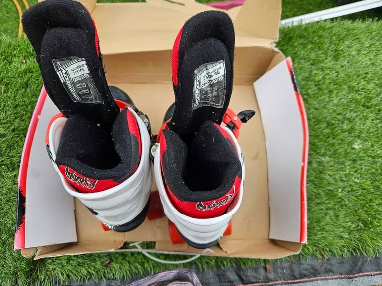 Ospray quad skates 3-5