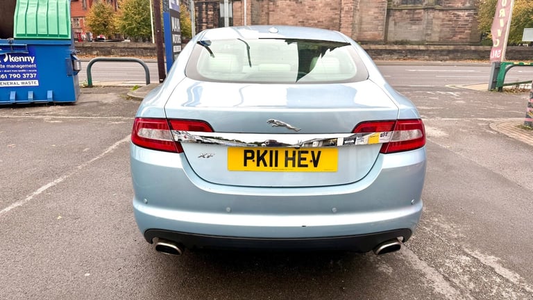2011 Jaguar XF 3.0d V6 Premium Luxury 4dr Auto SALOON Diesel Automatic