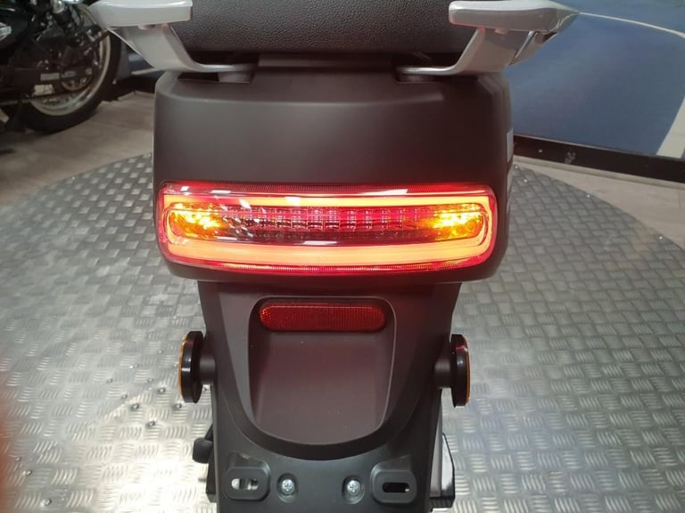 Full Electric Scooter MGB G1 50cc equivalent