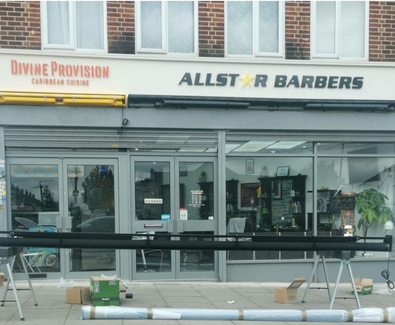 Lease for Sale – £40,000 (Open to Offers) Established Barbershop, Beauty Room & Food Shop – Mitcham